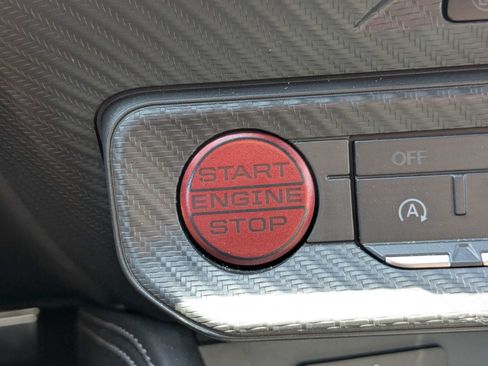 Used 2025 Ford Mustang GT Premium RWD image 30