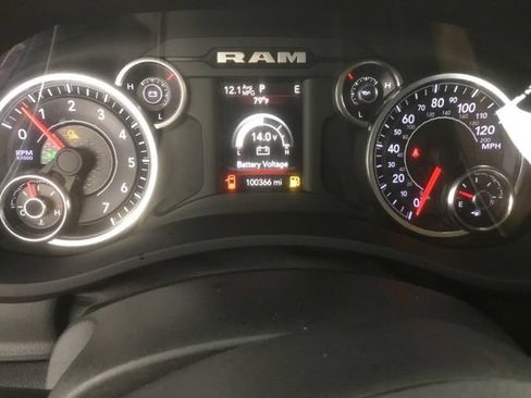 Used 2019 RAM 2500 Big Horn AWD/4WD image 30
