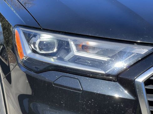 Used 2023 Audi Q7 3.0T Premium w/ Convenience Package image 11