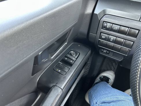 Used 2024 Toyota Tacoma SR RWD image 23
