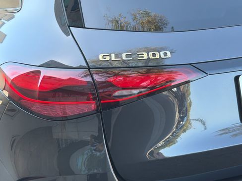 New 2026 Mercedes-Benz GLC 300 image 27