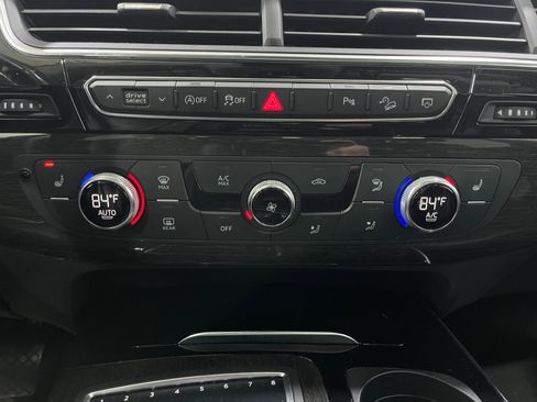 Used 2018 Audi Q7 3.0T Premium Plus w/ Premium Plus Package image 26
