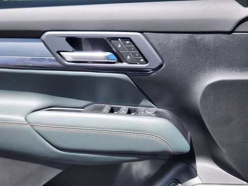 New 2027 GMC Terrain AT4 w/ Convenience Package III AWD/4WD image 7