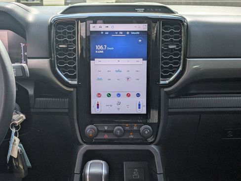 Used 2024 Ford Ranger XLT image 18