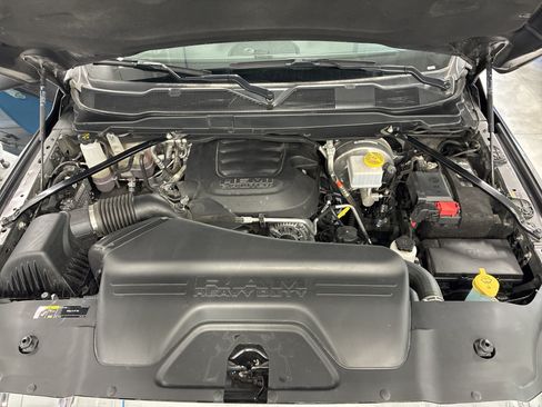 Used 2025 RAM 2500 Big Horn AWD/4WD image 8