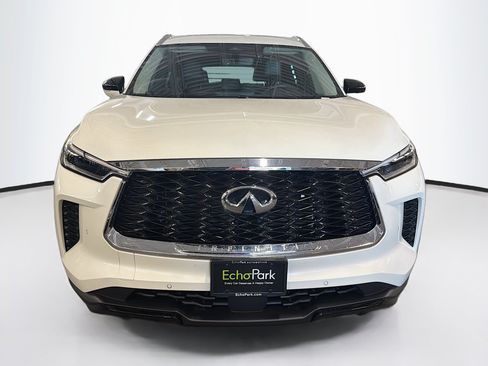Used 2023 INFINITI QX60 Luxe w/ Cargo Package AWD/4WD image 2