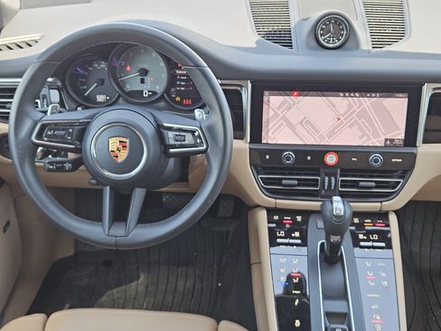 Certified 2026 Porsche Macan S AWD/4WD image 25