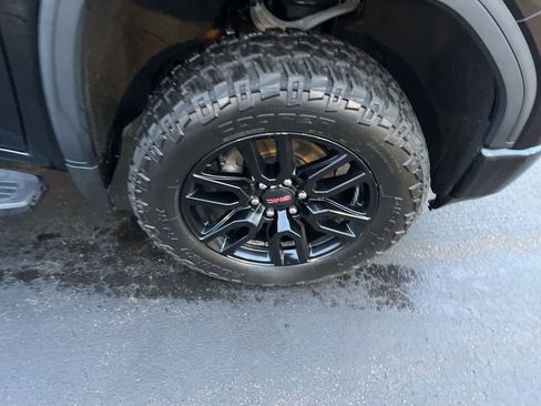 Certified 2021 GMC Sierra 1500 Elevation w/ LPO, Elevation Black Package image 12