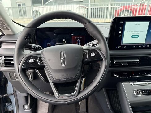 New 2026 Lincoln Aviator AWD image 26