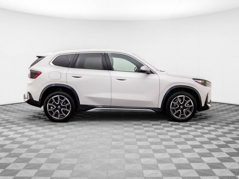 Certified 2023 BMW X1 xDrive28i w/ Convenience Package image 6