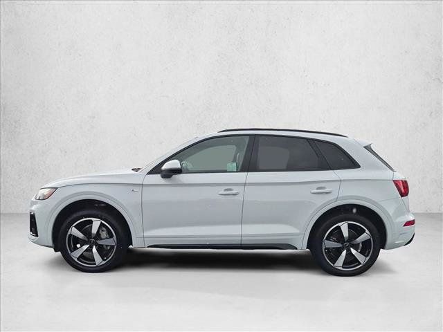 Used 2023 Audi Q5 2.0T Premium Plus w/ Premium Plus Package AWD/4WD image 9