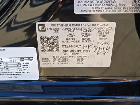 Used 2024 Chevrolet Silverado 2500 LTZ image 35