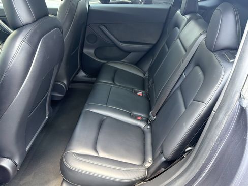 Used 2021 Tesla Model Y Performance AWD/4WD image 28