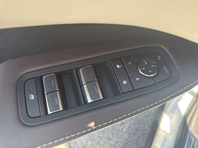 New 2026 Lexus RX 350 AWD w/ Convenience Package image 12