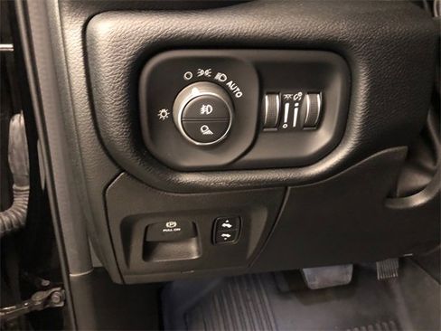 Used 2022 RAM 1500 Laramie image 16