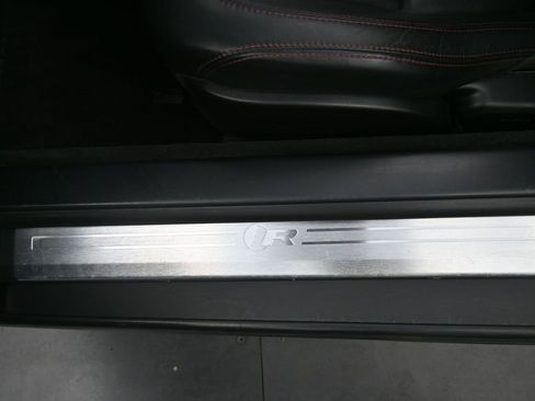 Used 2017 Jaguar F-TYPE R image 18