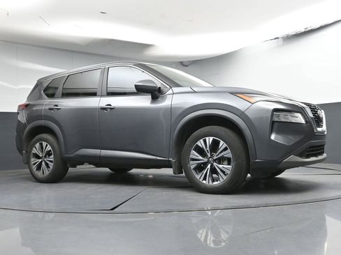 Certified 2023 Nissan Rogue SV FWD image 21