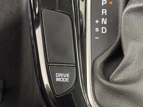 Certified 2024 Kia Soul GT-Line image 26