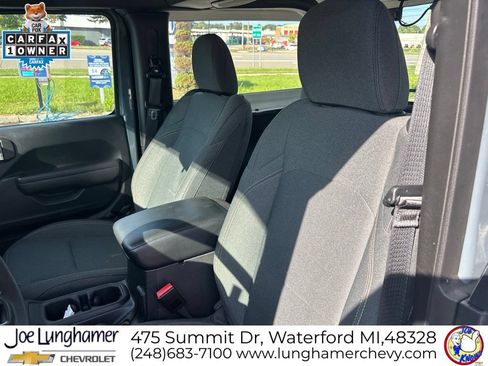 Used 2024 Jeep Wrangler Sport AWD/4WD image 13