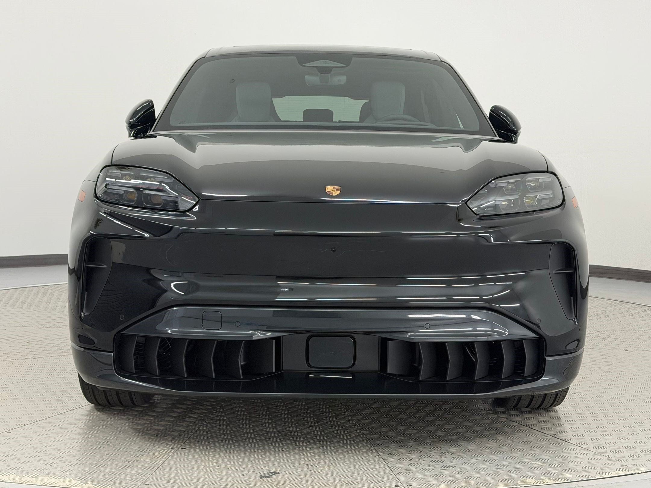 New 2026 Porsche Cayenne Electric AWD/4WD image 6