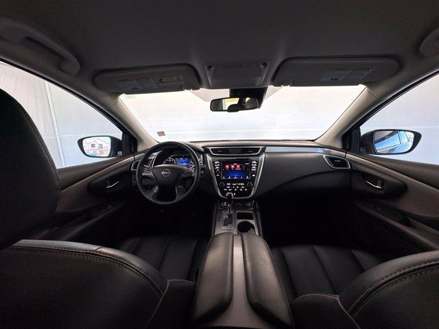 Certified 2024 Nissan Murano SV w/ SV Midnight Edition Package FWD image 16