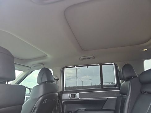 Used 2024 Hyundai Santa Fe Limited FWD image 12