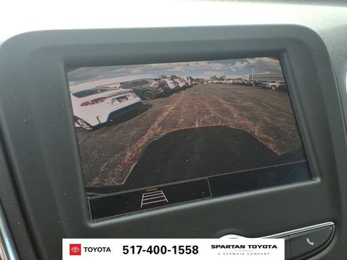Used 2024 Chevrolet Equinox LT AWD/4WD image 25