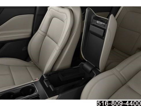 Used 2022 Lincoln Corsair AWD w/ Premium Package image 15