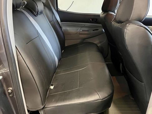 Used 2012 Toyota Tacoma PreRunner w/ SR5 Pkg image 21