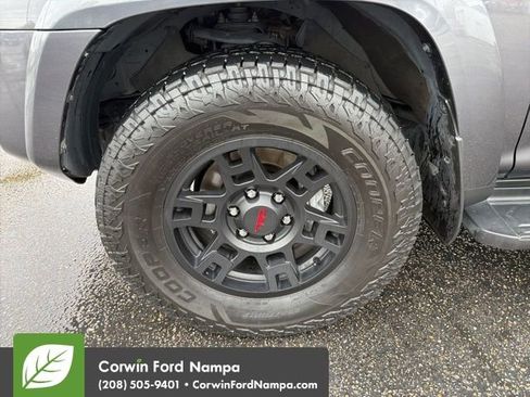 Used 2020 Toyota 4Runner TRD Off-Road Premium image 9