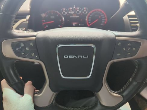 Used 2016 GMC Yukon Denali w/ Open Road Package AWD/4WD image 41