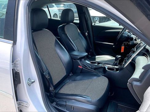 Used 2015 Chevrolet Malibu LT FWD image 9