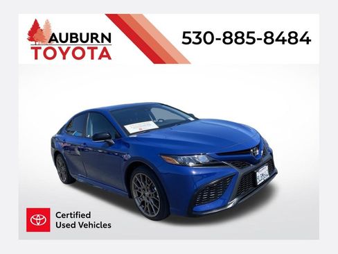 Certified 2024 Toyota Camry SE FWD image 1