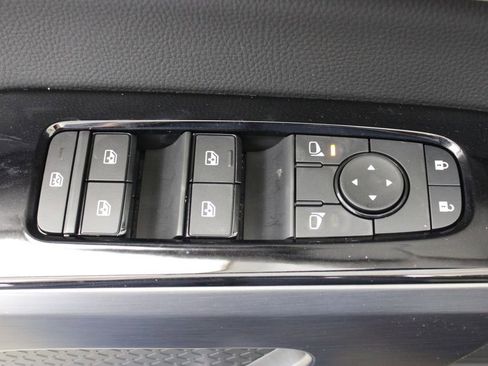 New 2026 Nissan Pathfinder SL FWD image 16