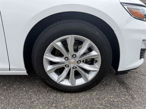 Used 2024 Chevrolet Malibu LT FWD image 12