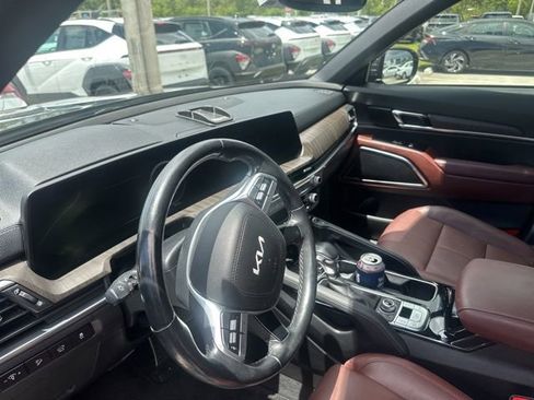 Used 2023 Kia Telluride SX AWD/4WD image 5