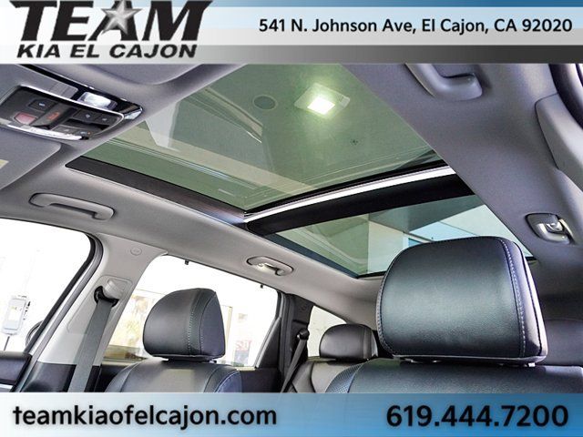 Used 2023 Hyundai Santa Fe SEL w/ Premium Package FWD image 19
