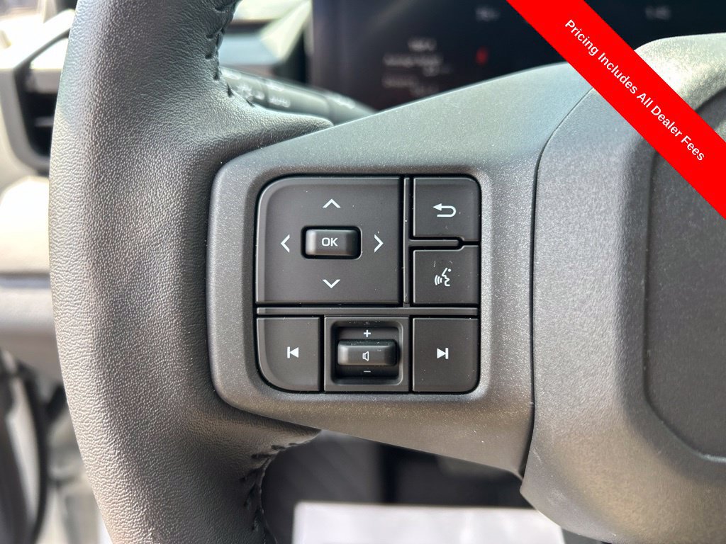 Used 2026 Toyota RAV4 SE w/ Convenience Package FWD image 8