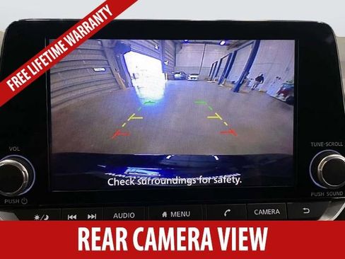 Used 2025 Nissan Rogue SV FWD image 13
