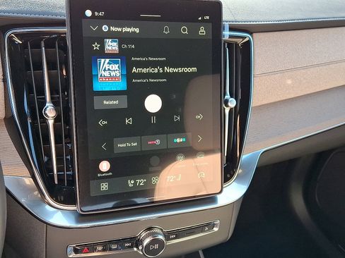 New 2026 Volvo XC90 B6 Plus w/ Protection Package Premier image 12