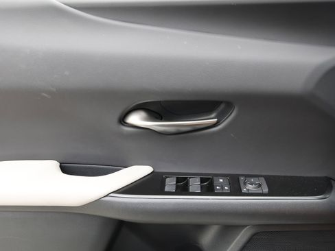 Used 2024 Lexus UX 250h FWD w/ Premium Package image 12