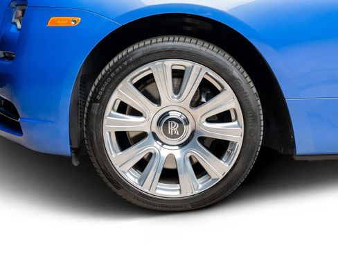 Used 2017 Rolls-Royce Dawn Base image 34