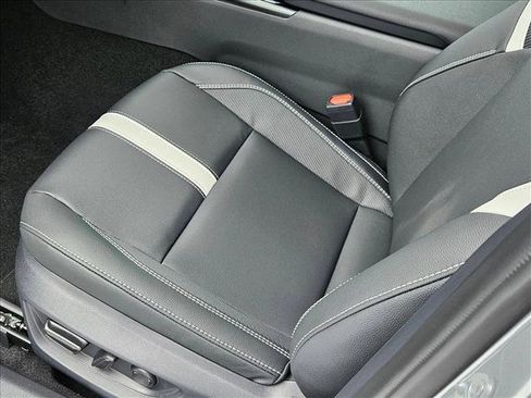 New 2026 Toyota Camry SE FWD image 4