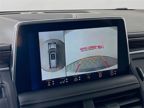 Used 2023 Chevrolet Suburban High Country w/ Advanced Technology Package image 18