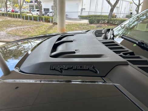 Used 2025 Ford F150 Raptor image 15