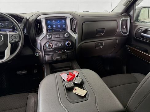 Used 2022 GMC Sierra 1500 Elevation image 23