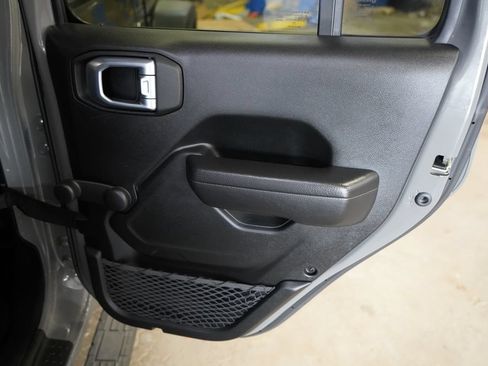 Used 2021 Jeep Wrangler Unlimited Sport AWD/4WD image 22