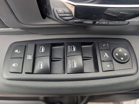 Used 2017 RAM 1500 Big Horn image 8