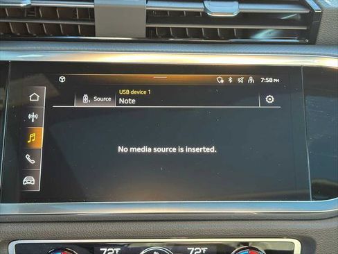 New 2025 Audi Q3 2.0T Premium image 26