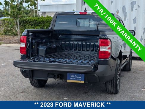 Used 2023 Ford Maverick Lariat w/ Lariat Luxury Package image 12